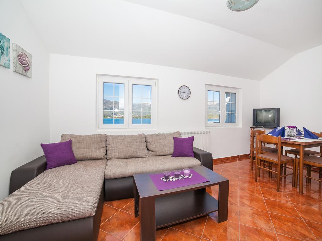 Apartments Elena تيفات المظهر الخارجي الصورة