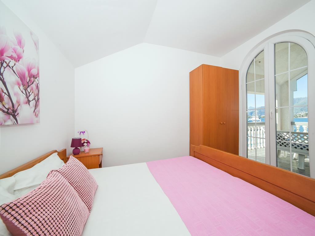 Apartments Elena تيفات المظهر الخارجي الصورة